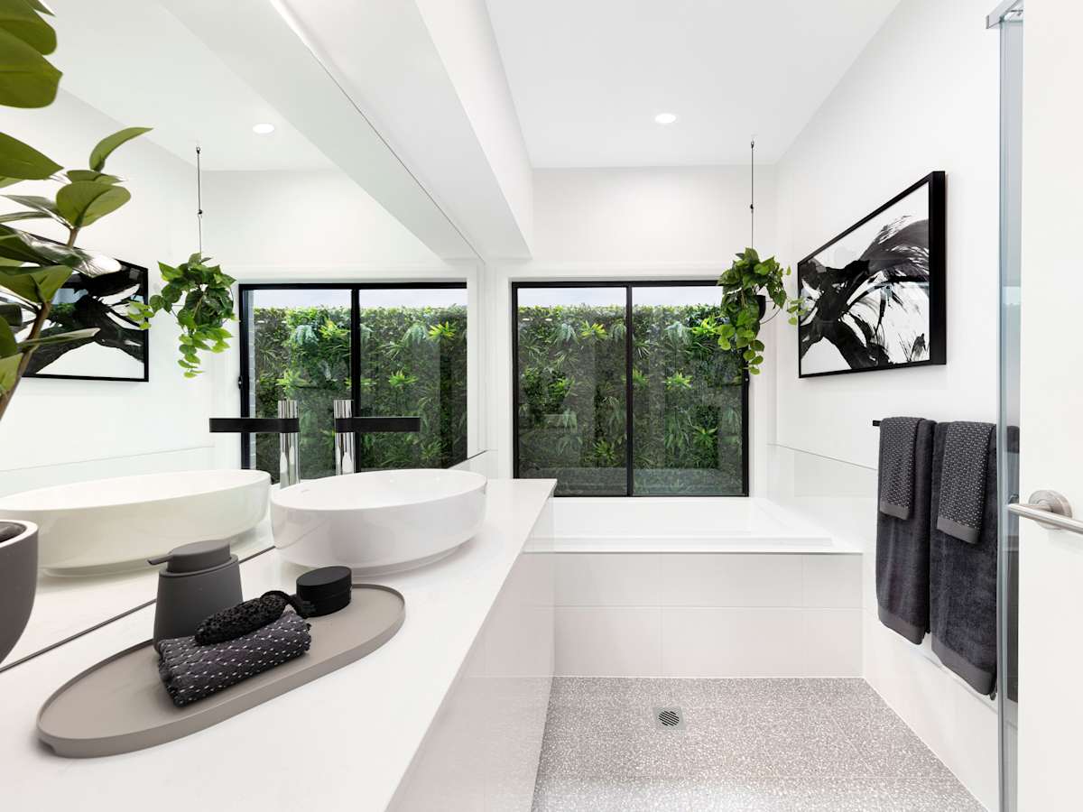 Miami Seaspray house design Bathroom in Contempo style