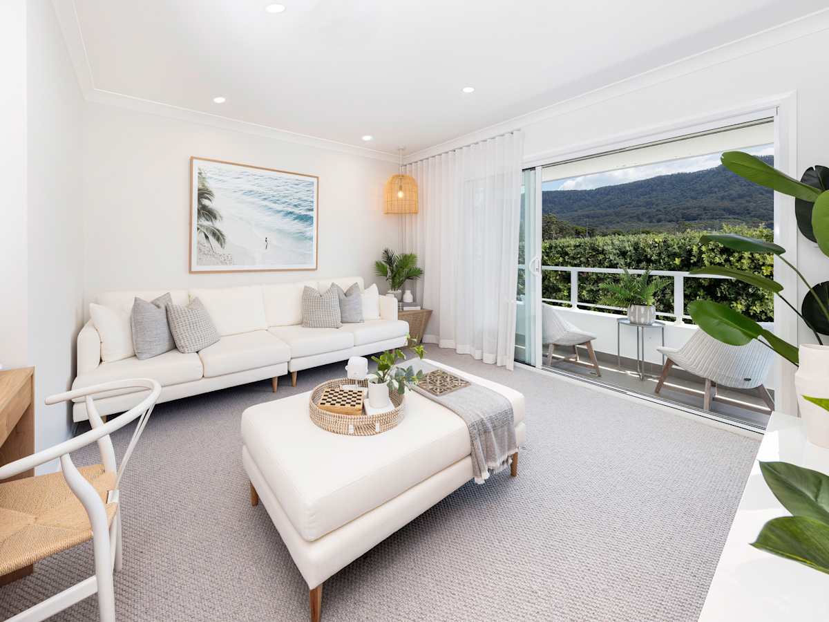 Valiente One house design Activities in Coastal style