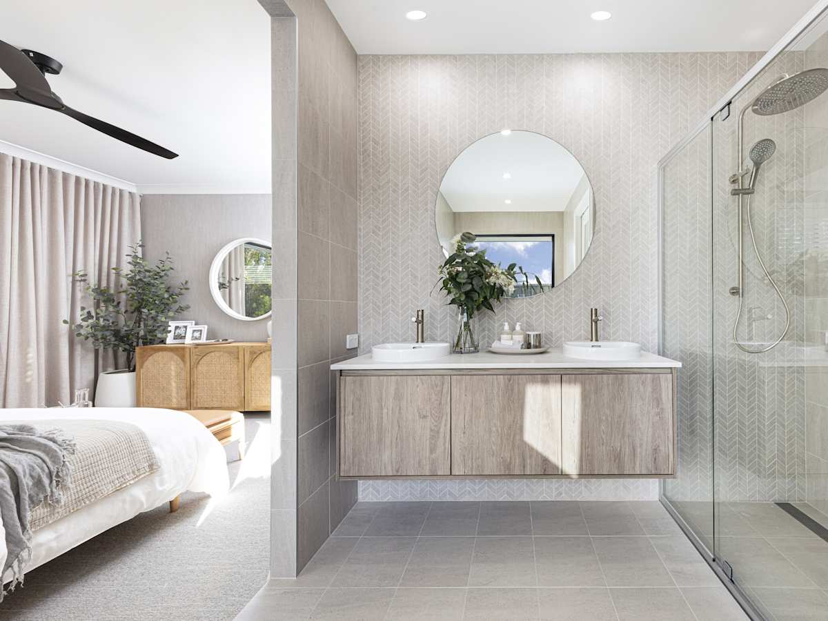 Havana Grande House Design Ensuite in Urban Style