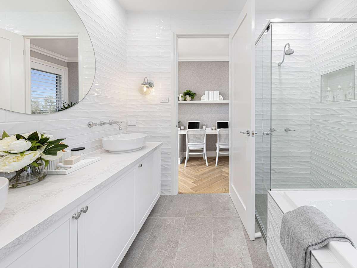 San Marino Encore House Design Bathroom in Coastal style