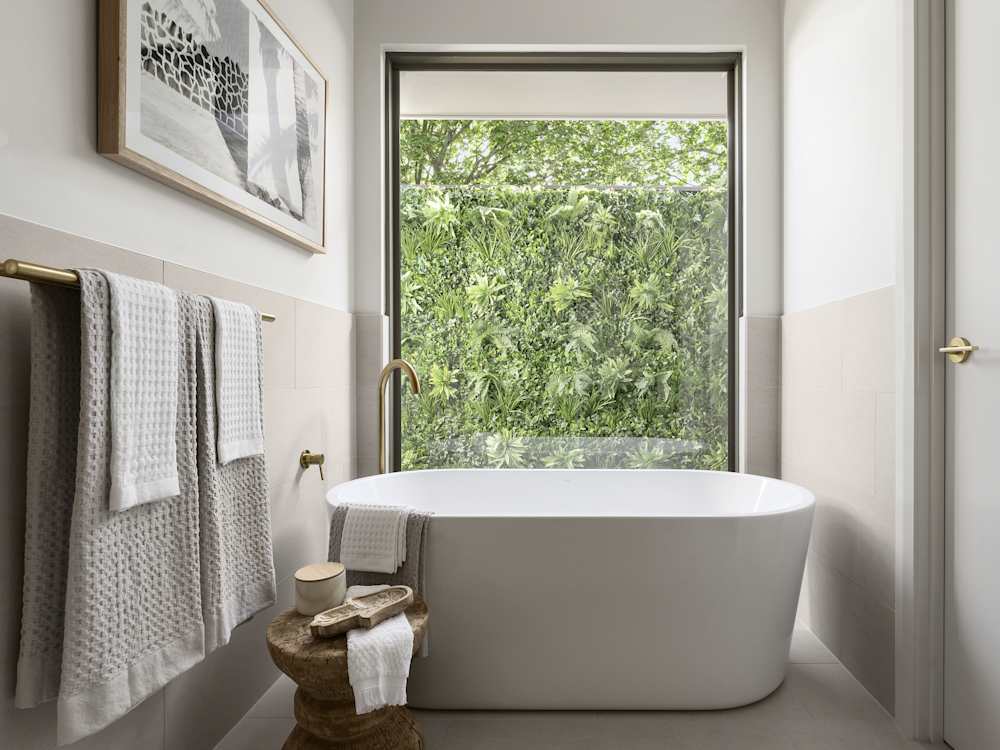 image upload c_limit,f_auto,w_1000 v1770263577 home-designs havana displays havana-grande-homeworld-thornton havana-grande-house-design-bathroom