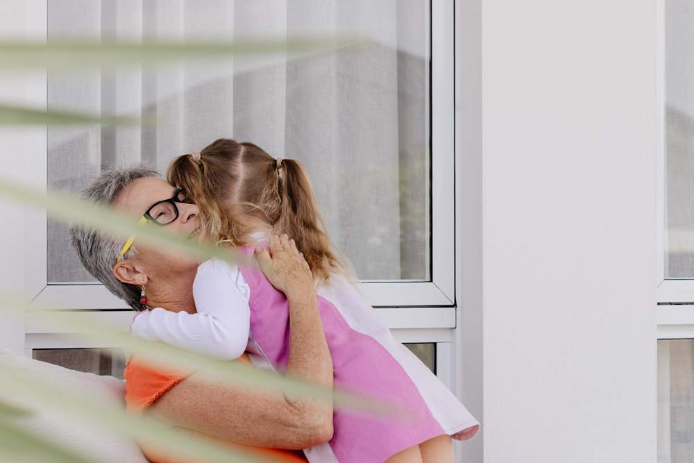 image upload c_limit,f_auto,w_1000 v1773375104 content-images lifestyle everyday-people-grandma-child-02