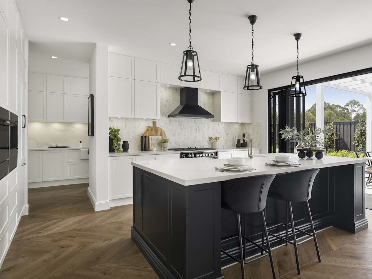 hermitage grande manor house design kitchen in luxe style