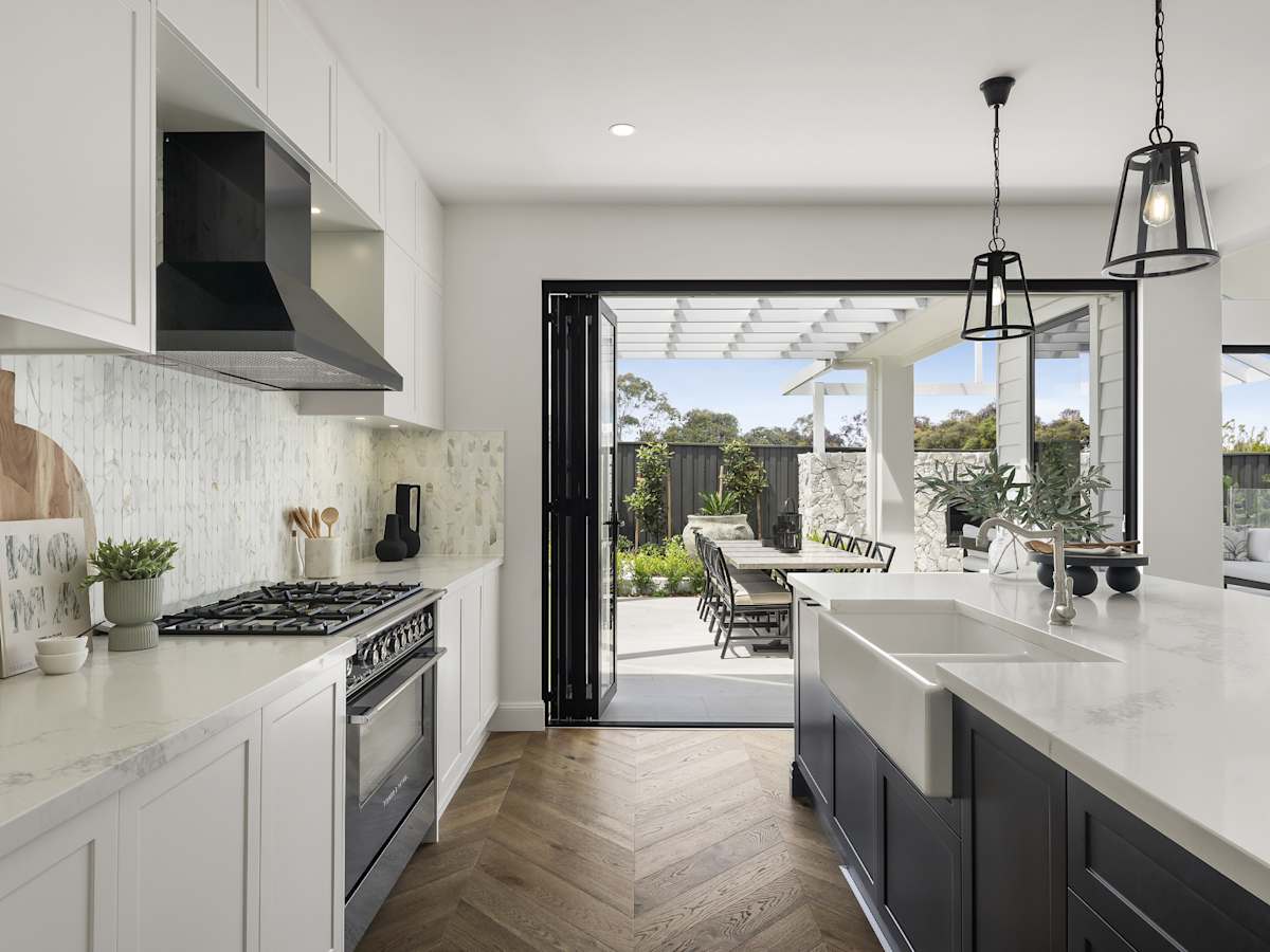 hermitage grande manor house design kitchen in luxe style
