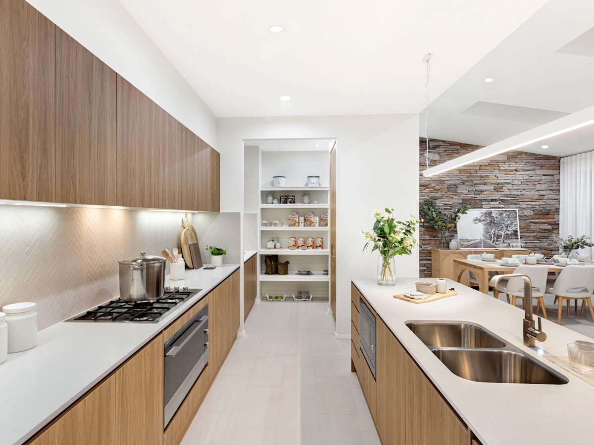 Havana Executive house design Kitchen Dining Butler's Pantry in Urban style