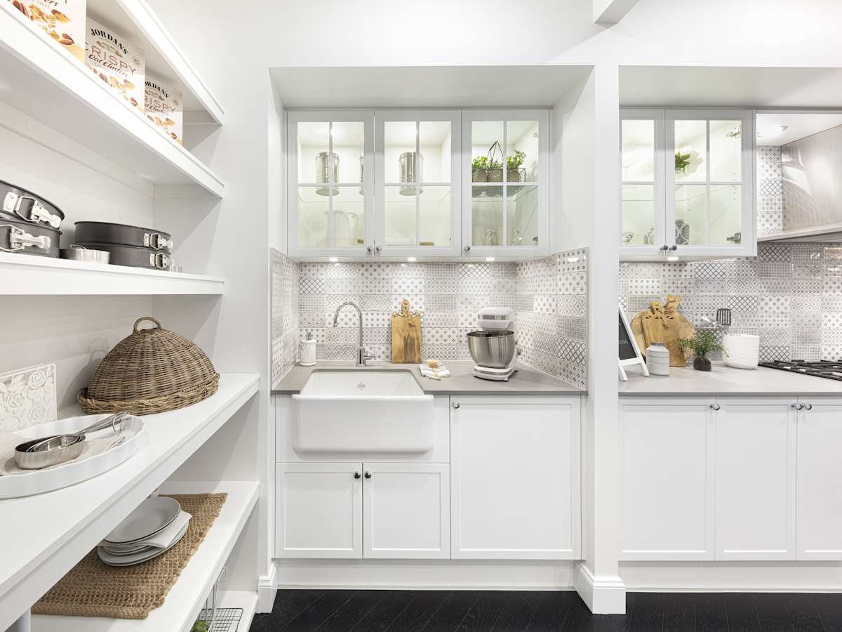 San Marino Encore House Design Butler's Pantry in Classic style