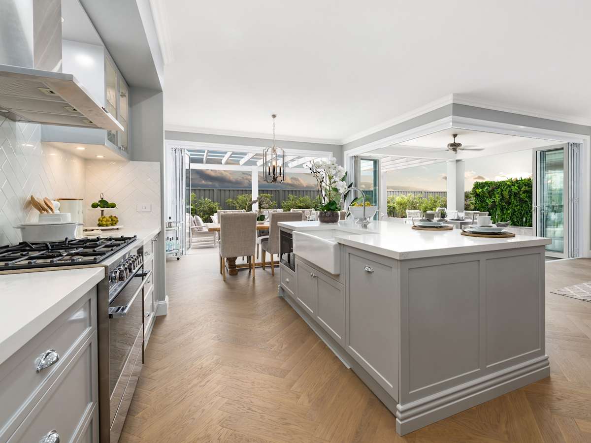 San Marino Pacific house design Kitchen in Classic style
