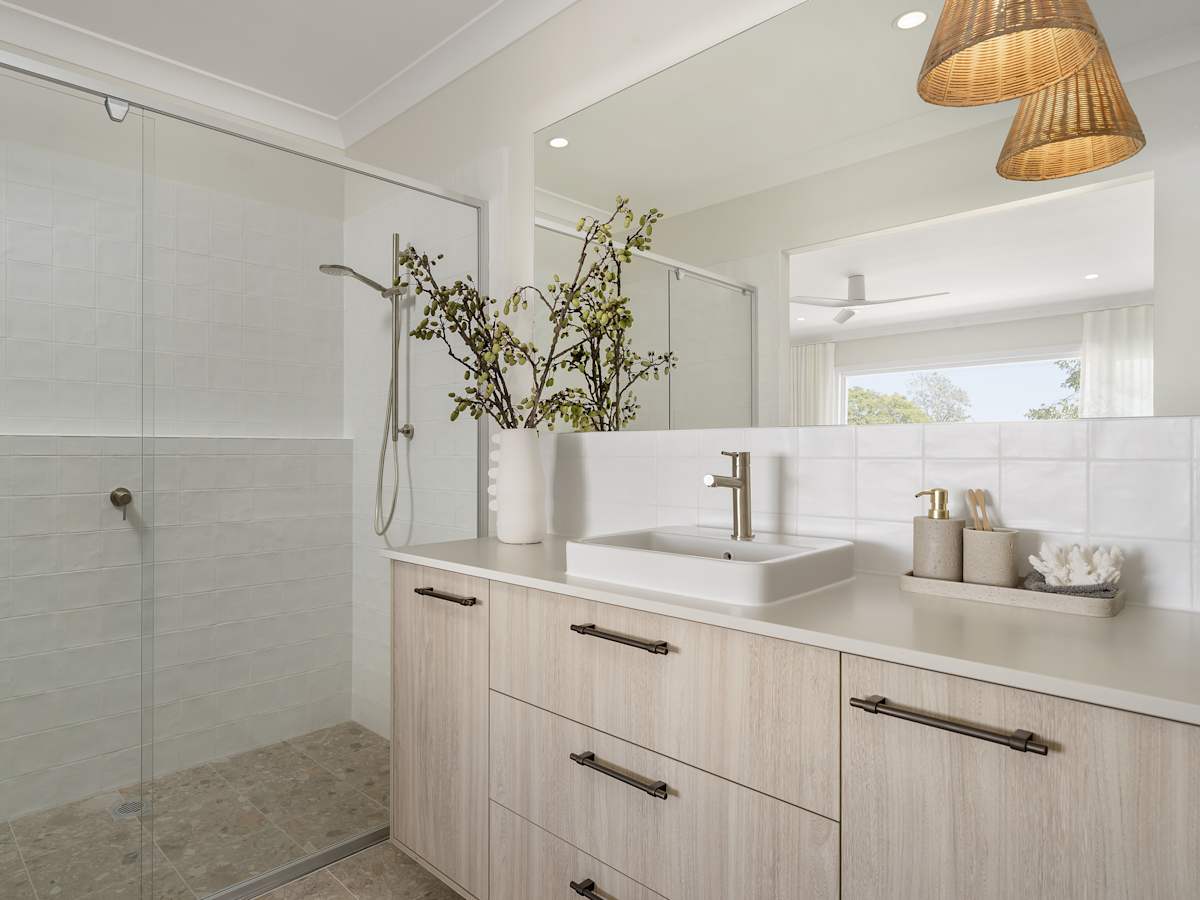 Enzo five House Design Ensuite in Coastal style