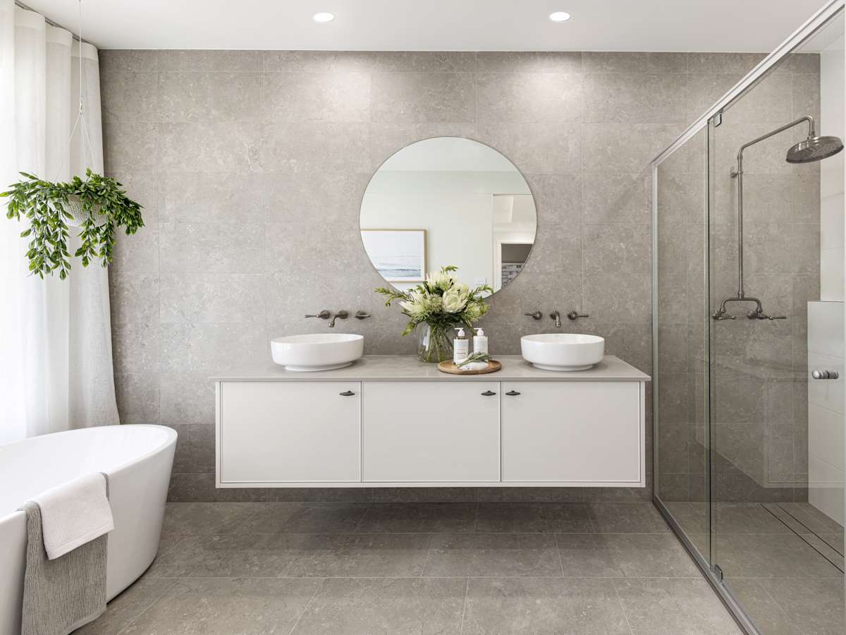 Retreat Grande house design bathroom in Coastal style