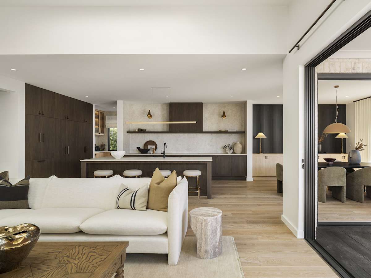 image upload c_limit,f_auto,w_1200 v1787189773 home-designs allora displays allora-40-figtree-hill allora-40-house-design-family-kitchen-dining