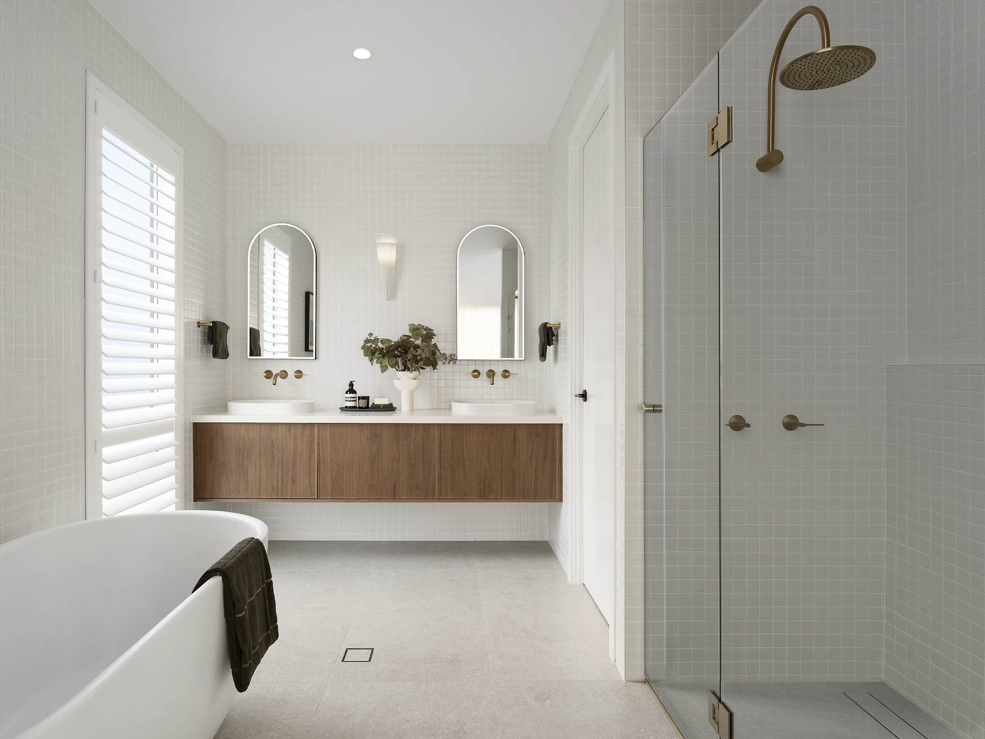 grandeur 42 one house design ensuite in contempo style