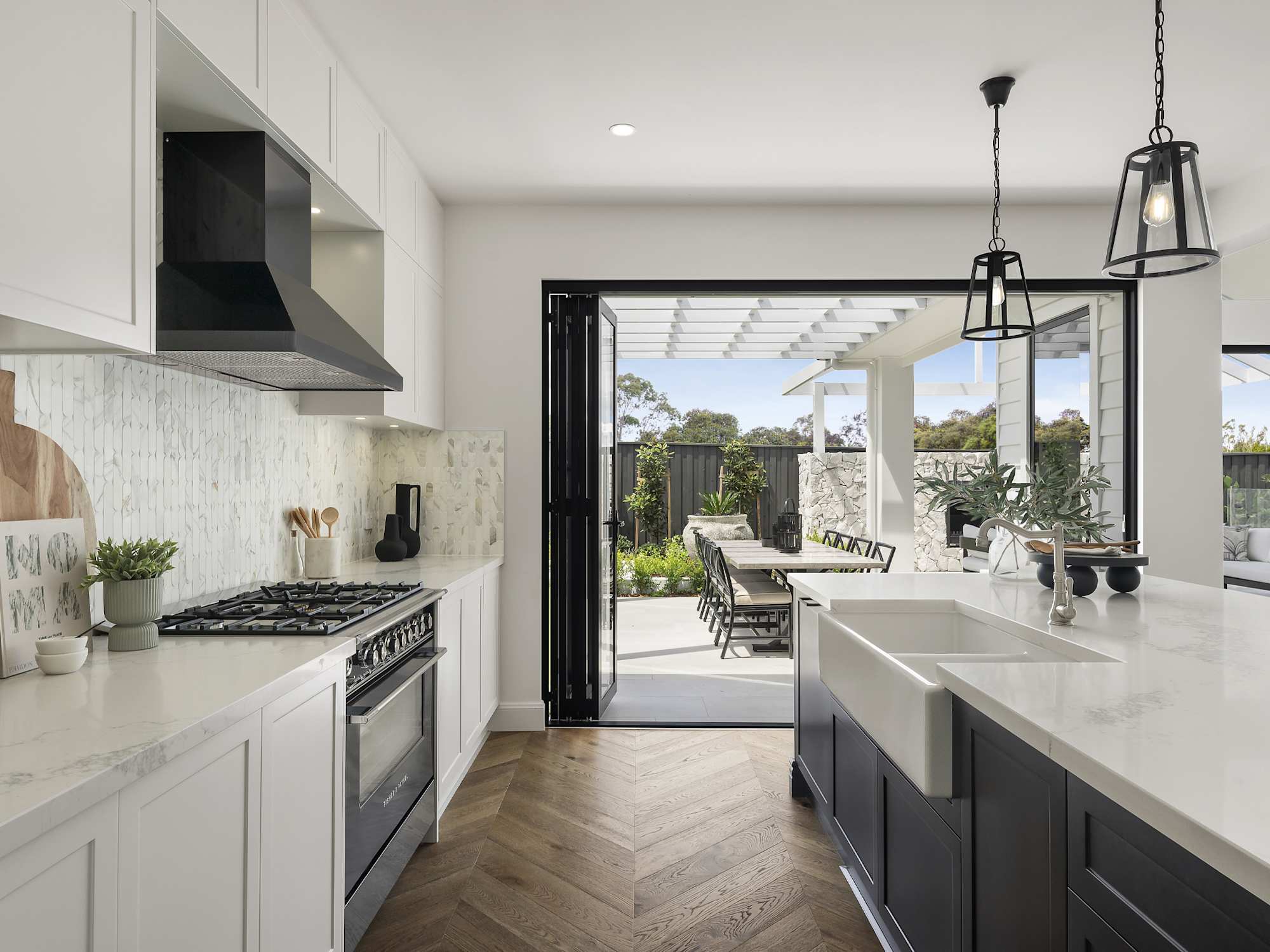 hermitage grande manor house design kitchen in luxe style