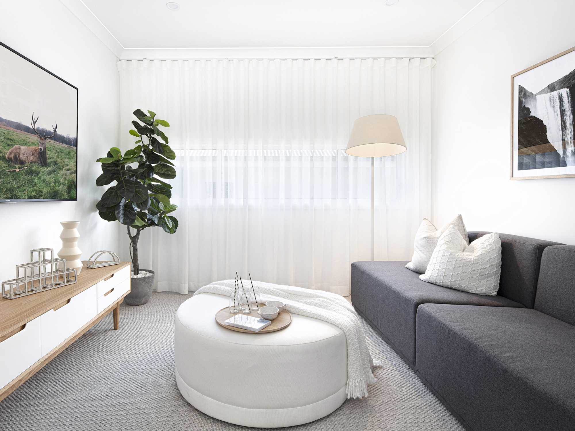 Lucia One House Design Theatre in Contempo Style