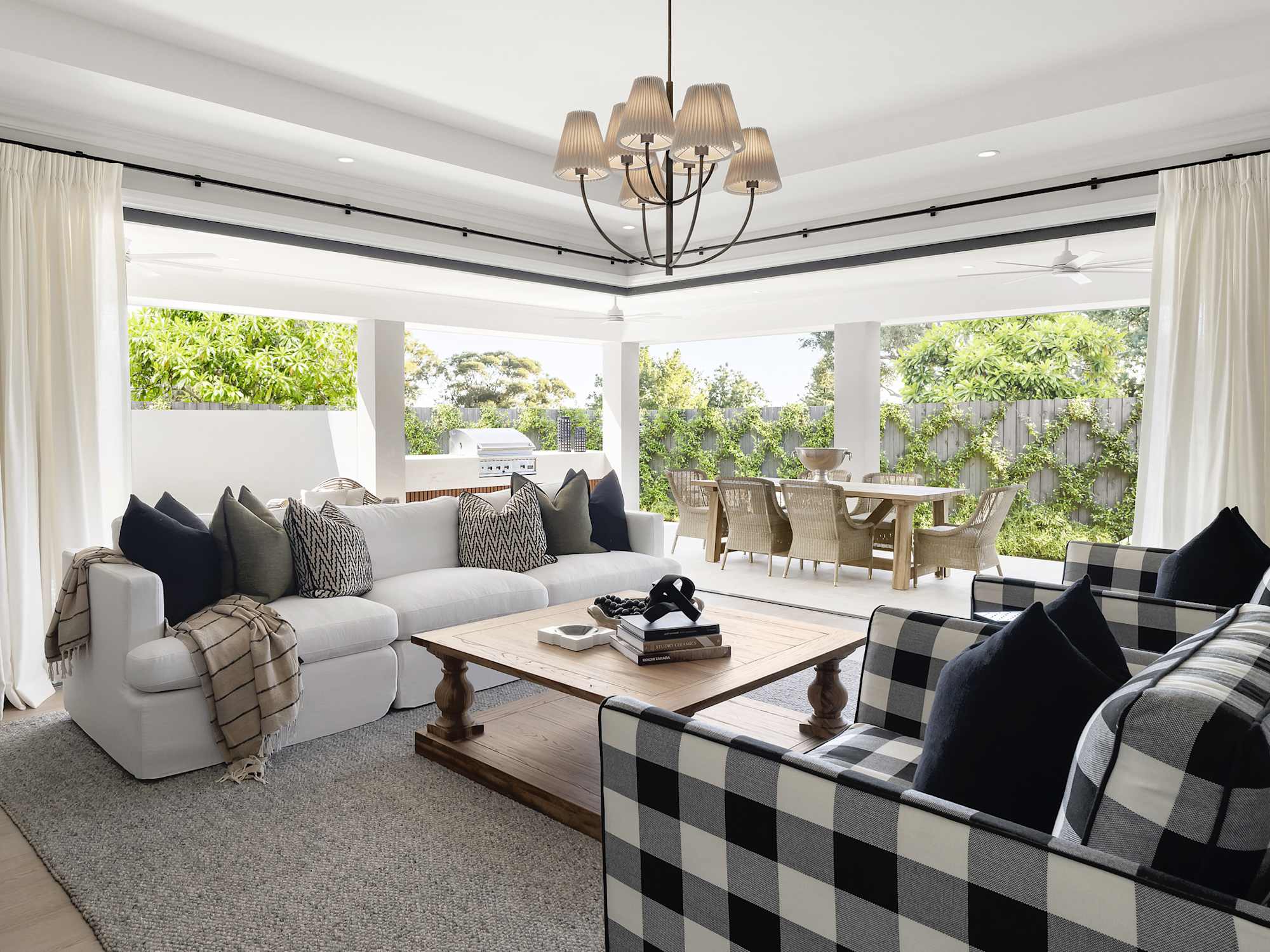 San Marino Encore House Design Living Alfresco in Classic style