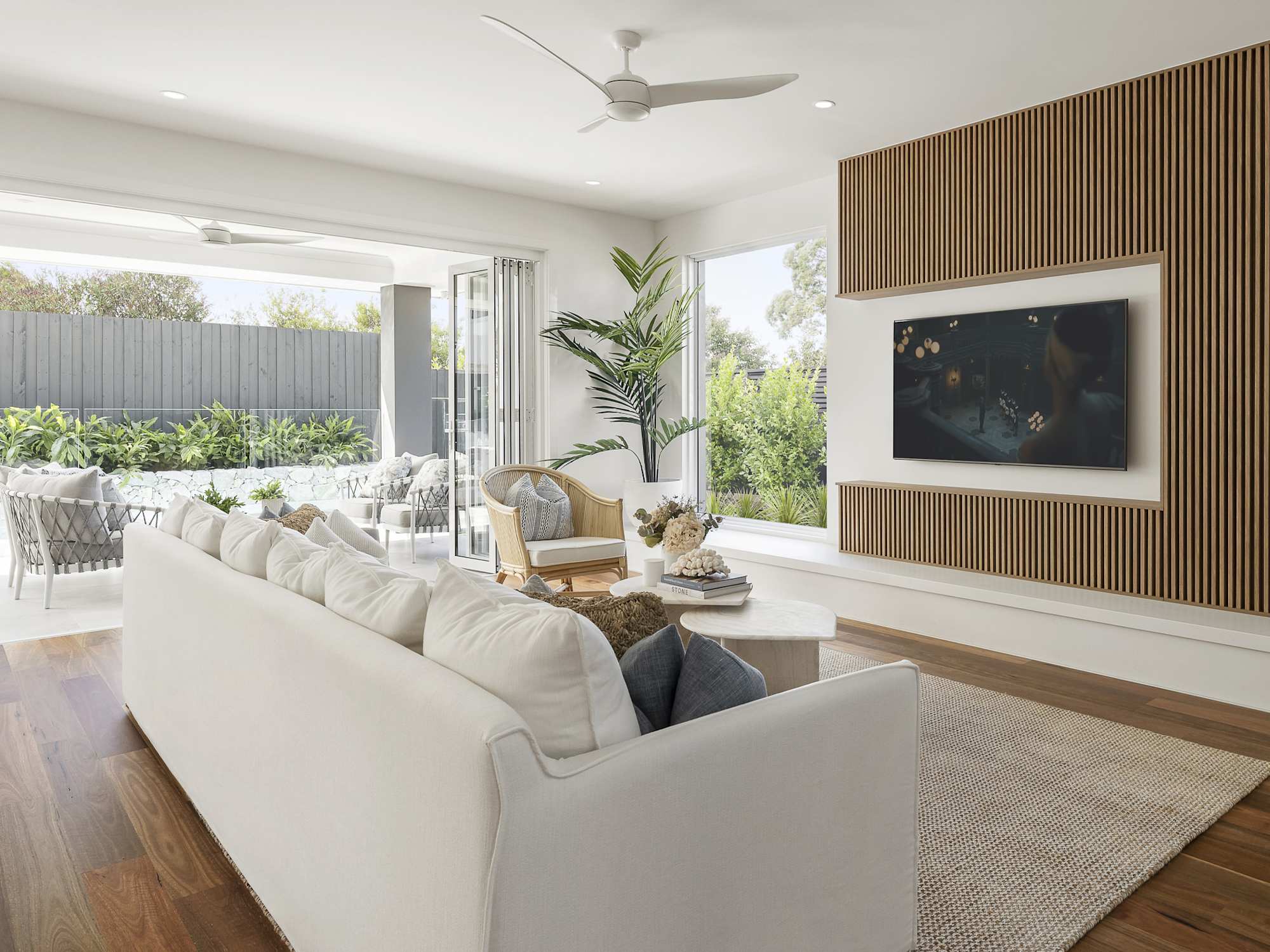image upload c_limit,f_auto,w_2000 v1773715917 content-images large-house-plans panorama-36-house-design-living-alfresco