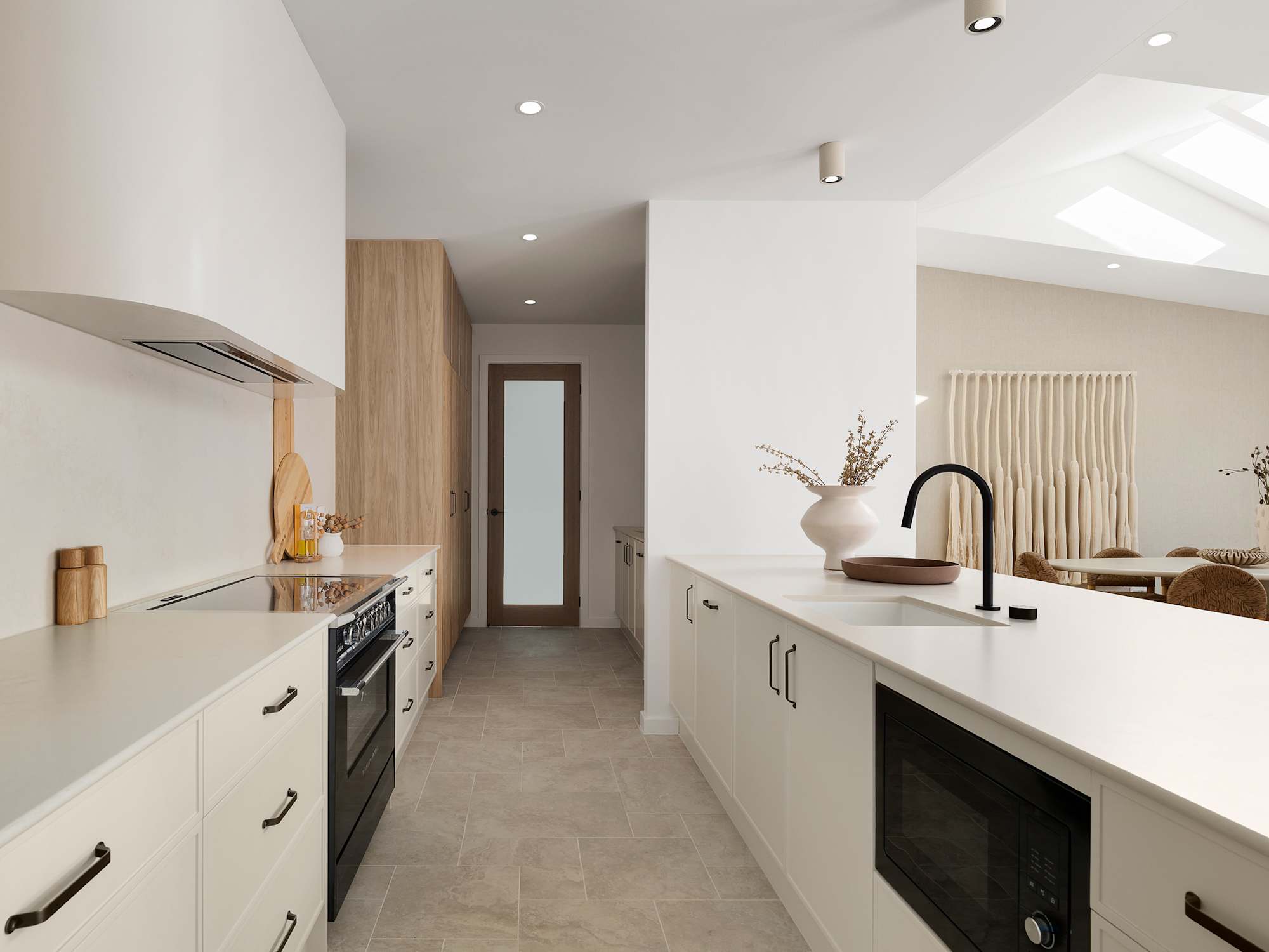 image upload c_limit,f_auto,w_2000 v1780021193 home-designs retreat displays retreat-grande-housingworld-shoalhaven retreat-grande-house-design-living-kitchen