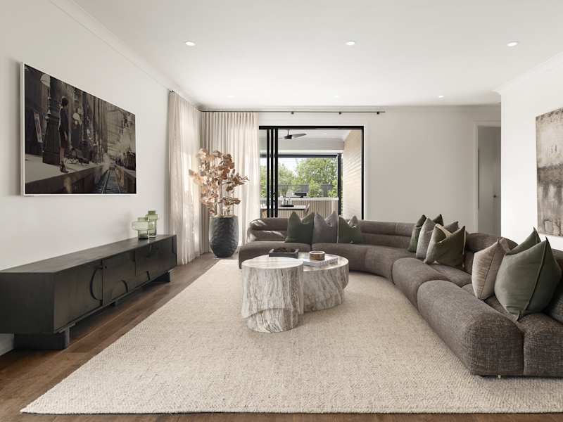 Riviera Encore House Design Living in Urban Style