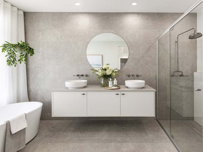 Retreat Grande house design bathroom in Coastal style