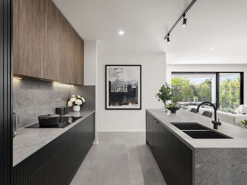 Beachmere Encore House Design Kitchen in Contempo Style