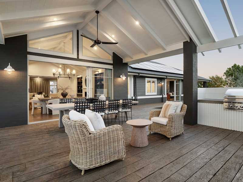 Hermitage Grande Encore Acreage Display Home at Housing World Shoalhaven