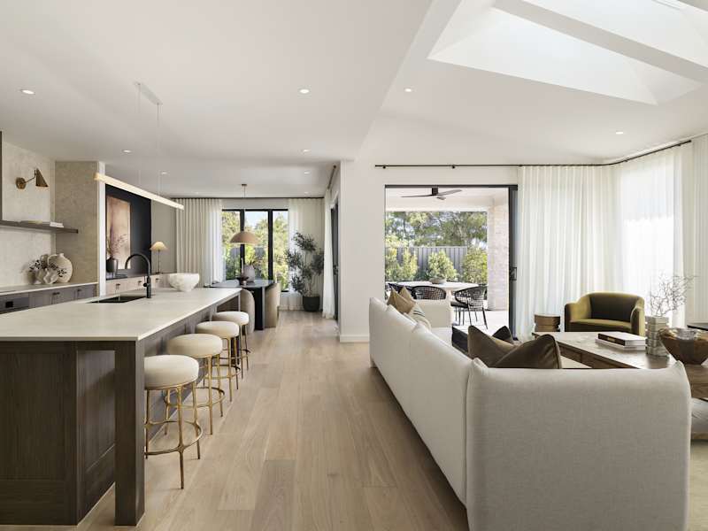 image upload c_limit,f_auto,w_800 v1787189768 home-designs allora displays allora-40-figtree-hill allora-40-house-design-kitchen-family