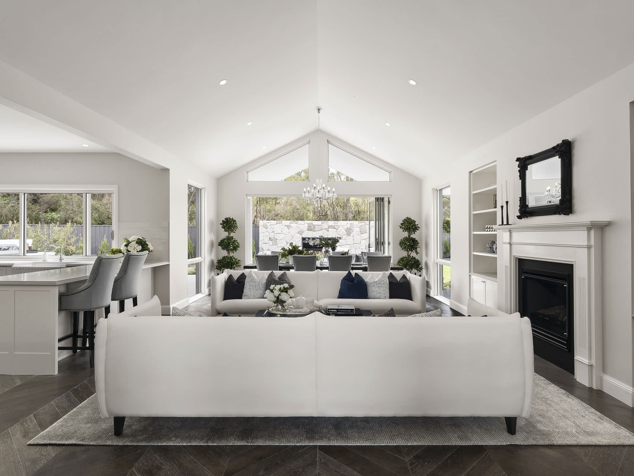 Bronte Executive Grande Manor One House Design Living