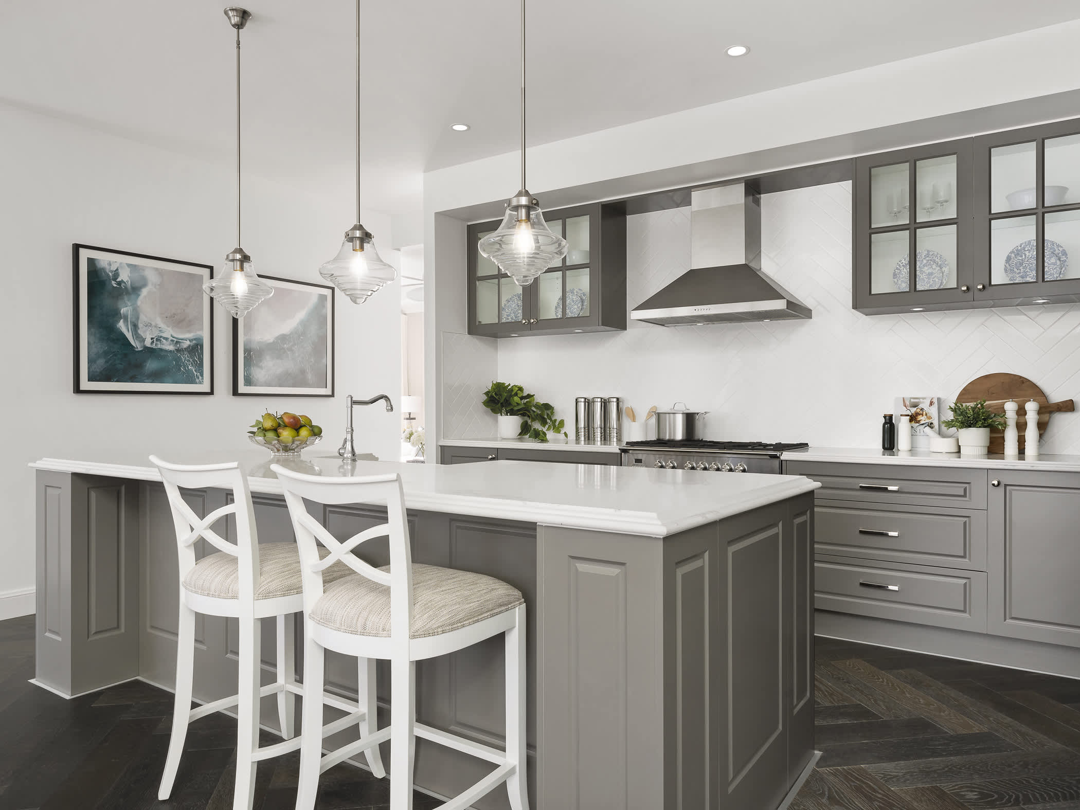 Retreat Grande House Design Kitchen in Classic style