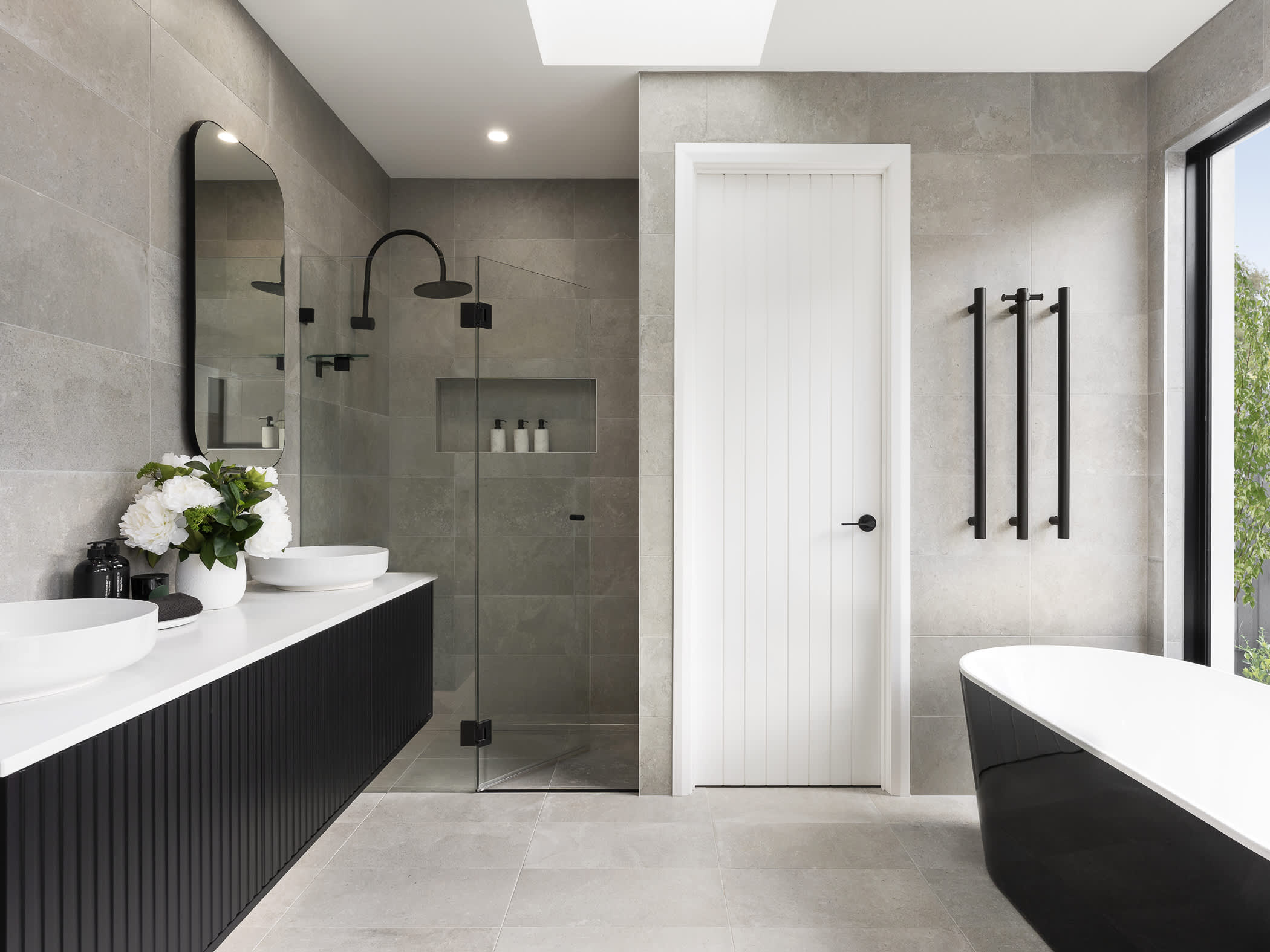 Beachmere Encore House Design Ensuite in Contempo style