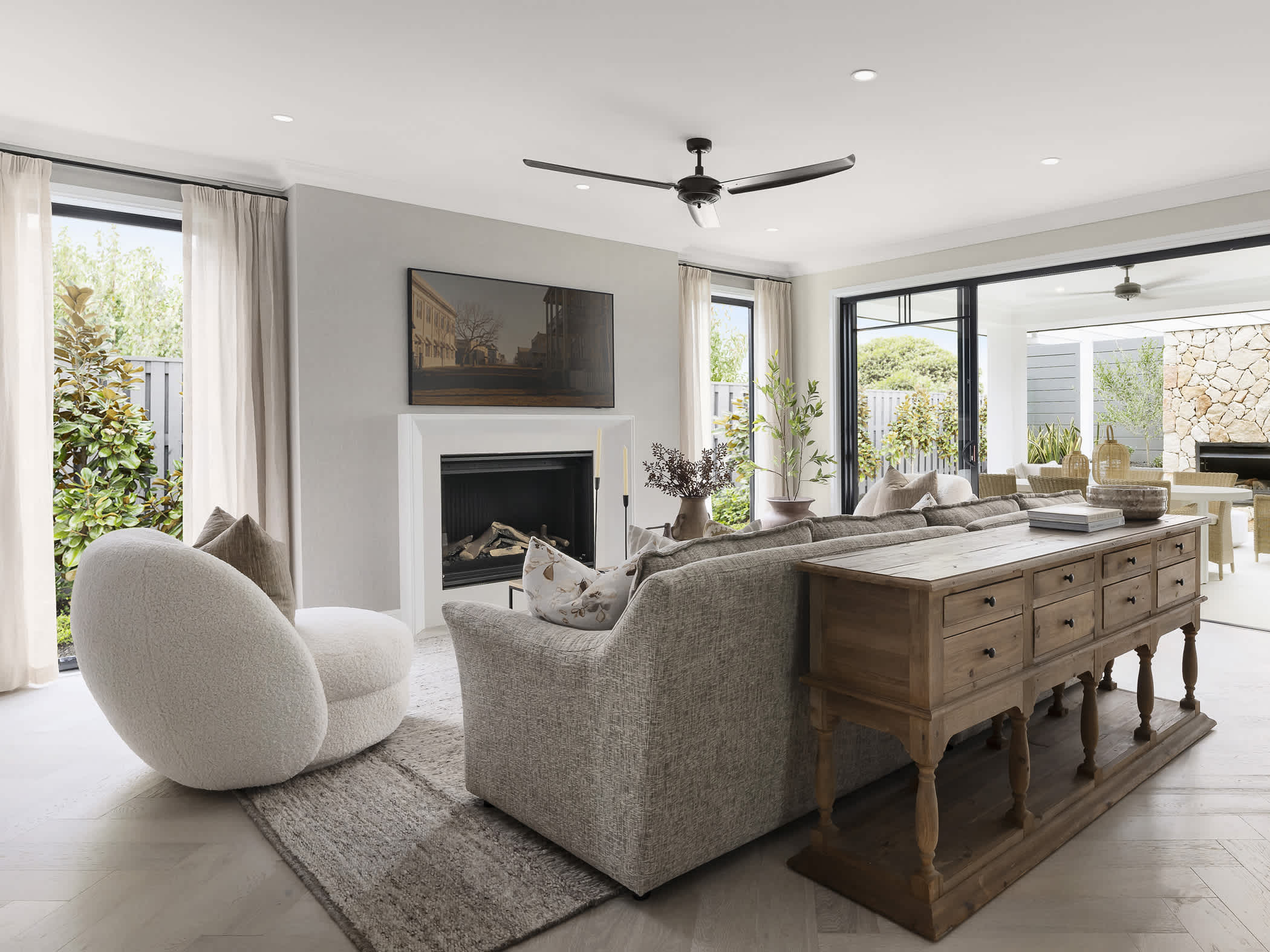 saxonvale 42 house design living and alfresco in classic style
