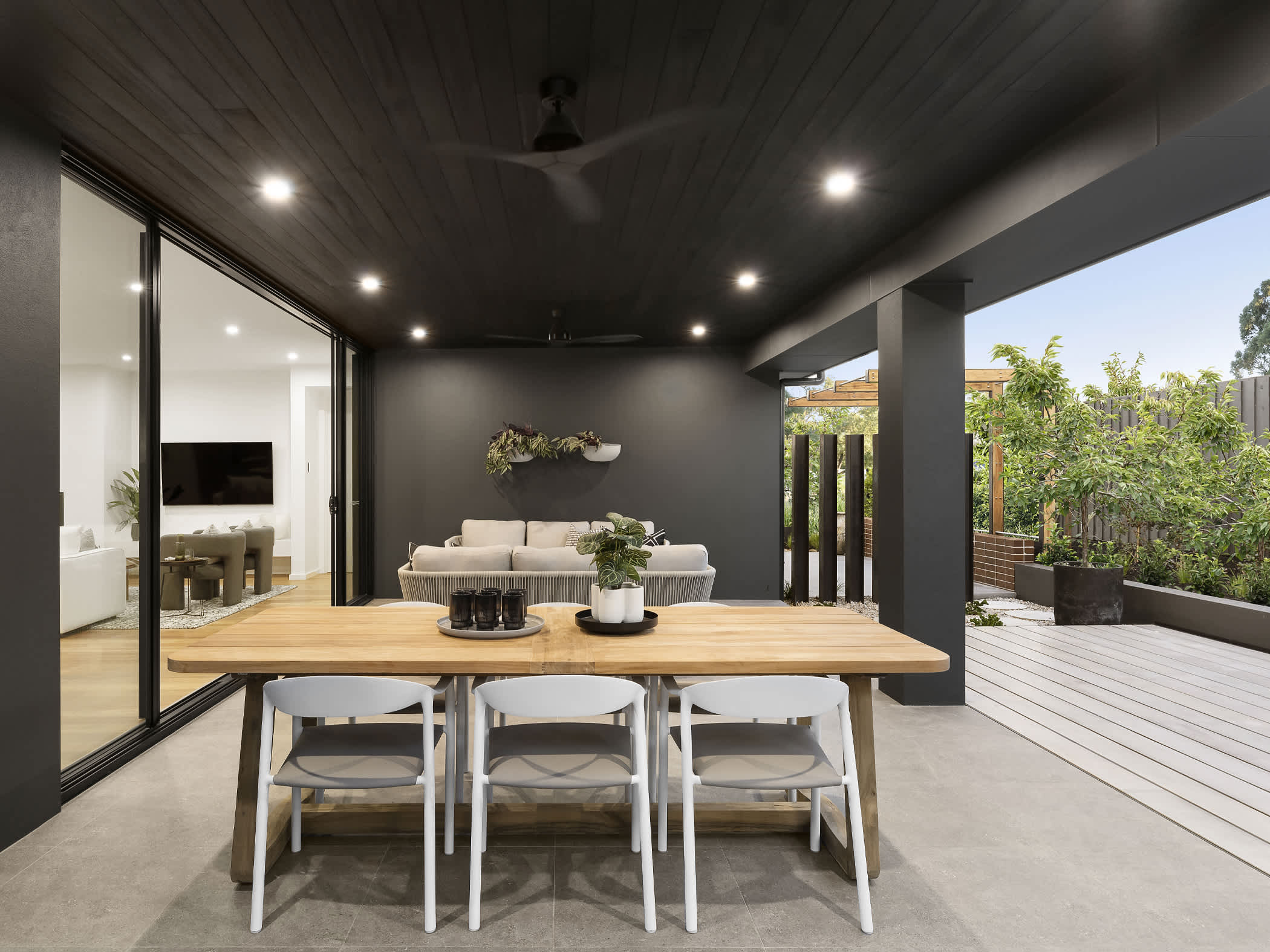 Miami Grande House Design Alfresco - Scandi Design Style